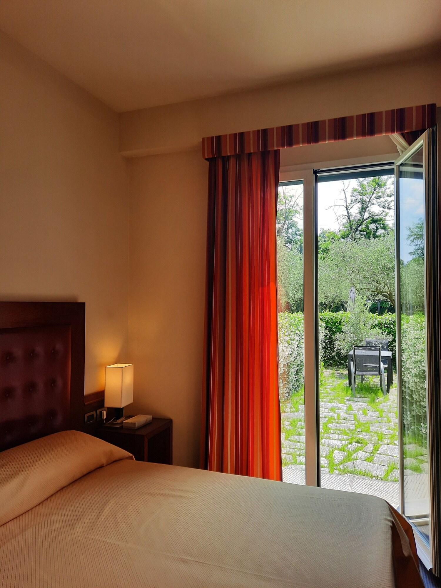 Santa Caterina Park Hotel Sarzana Bagian luar foto