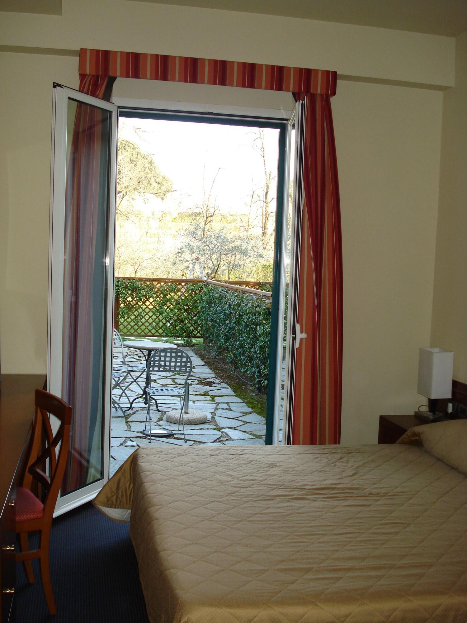 Santa Caterina Park Hotel Sarzana Bagian luar foto