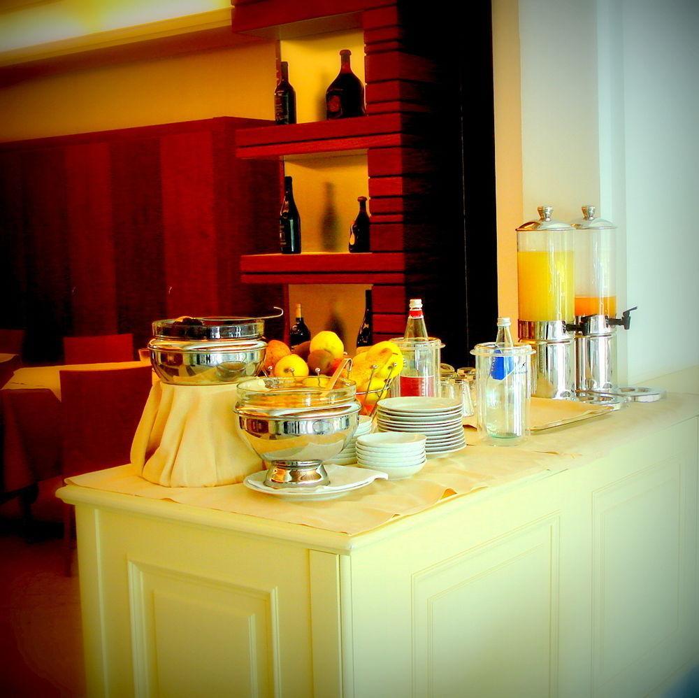 Santa Caterina Park Hotel Sarzana Bagian luar foto