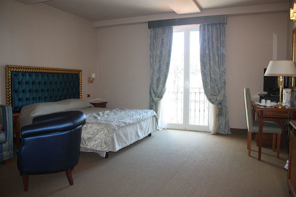 Santa Caterina Park Hotel Sarzana Bagian luar foto
