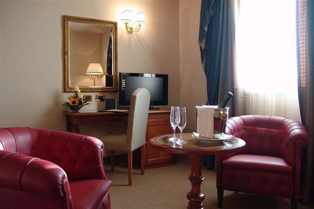 Santa Caterina Park Hotel Sarzana Bagian luar foto