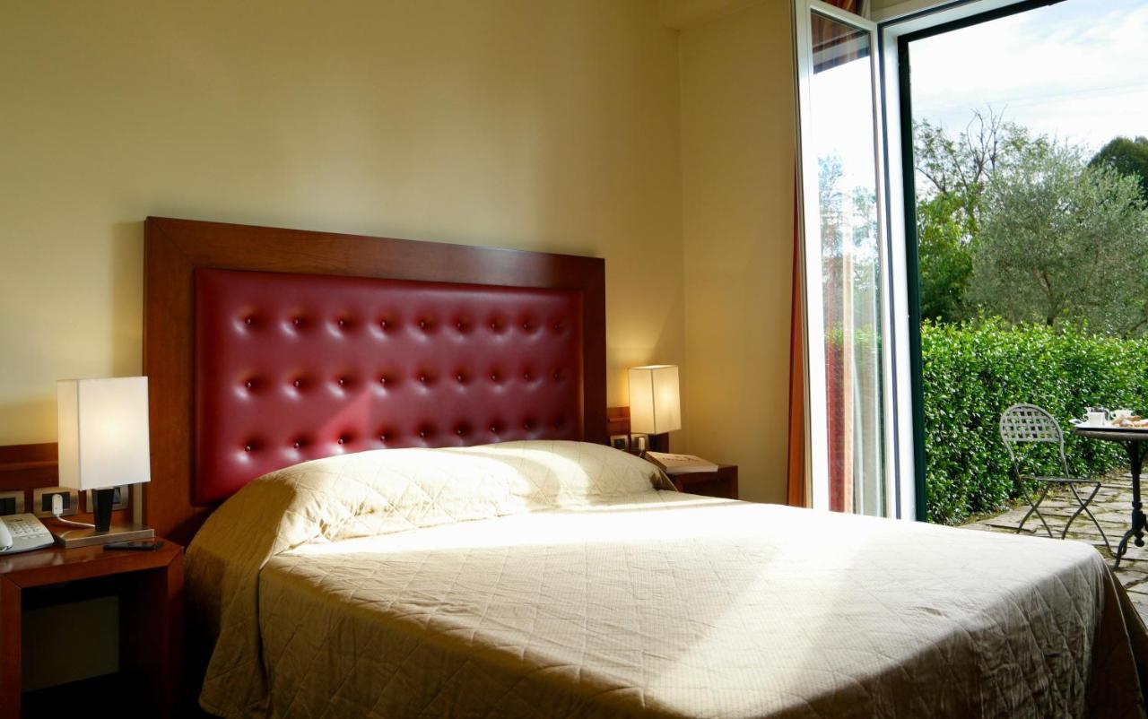 Santa Caterina Park Hotel Sarzana Bagian luar foto